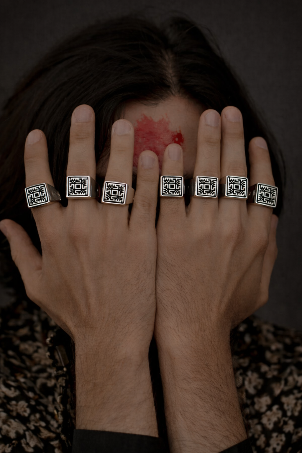 The Shukr Ring - Front Face View